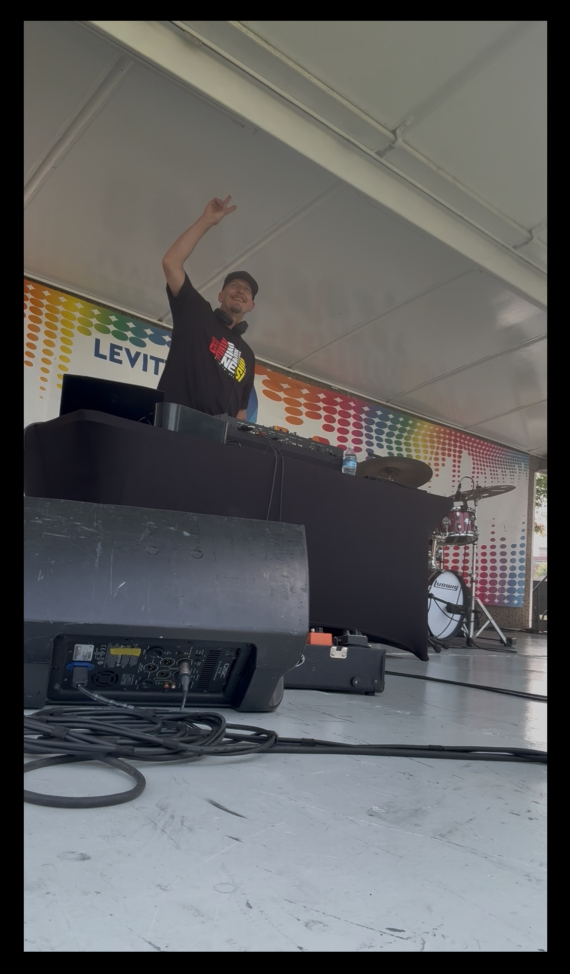 DJ CHRYSILON