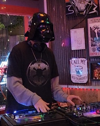 DJ CHRYSILON