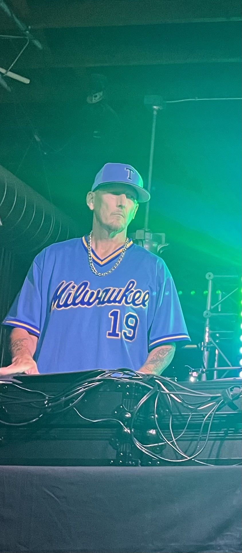 DJ CHRYSILON