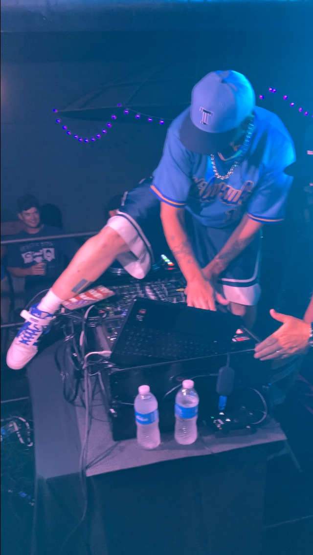 DJ CHRYSILON