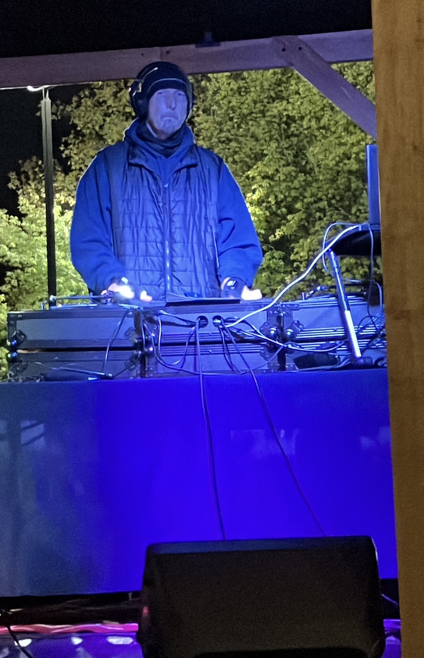 DJ CHRYSILON