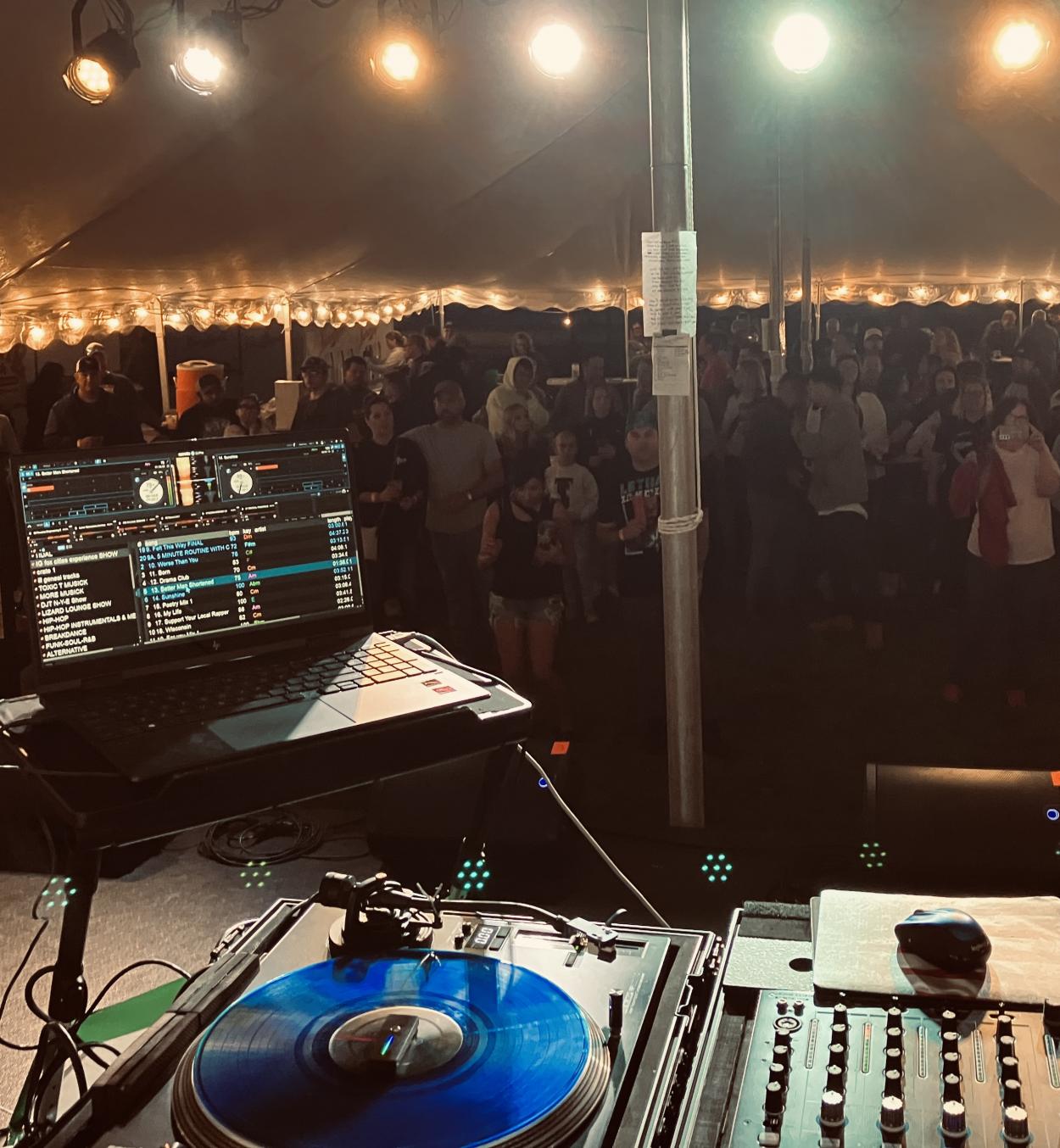 DJ CHRYSILON