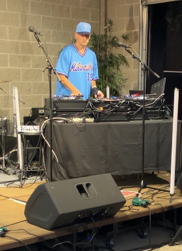 DJ CHRYSILON