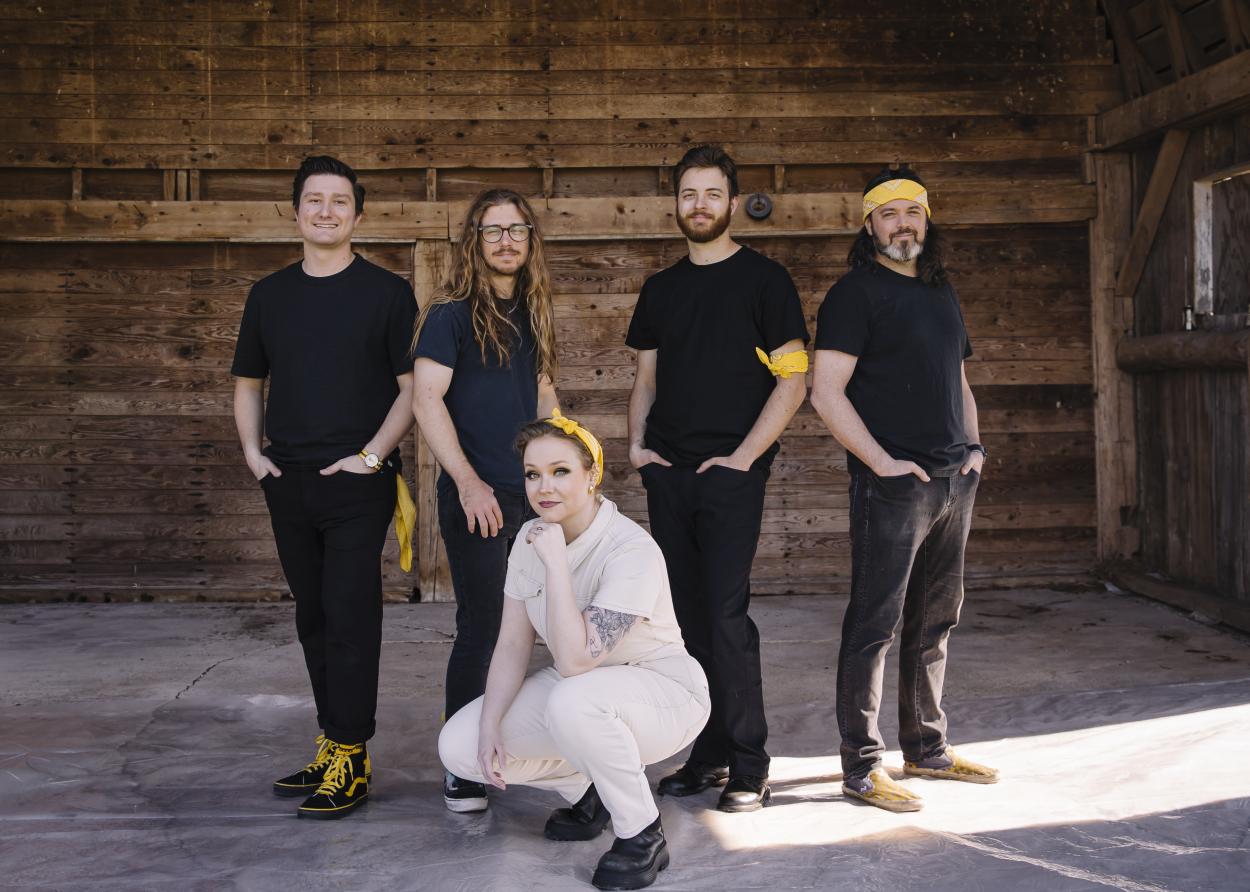 MILLY & THE MAYHEM